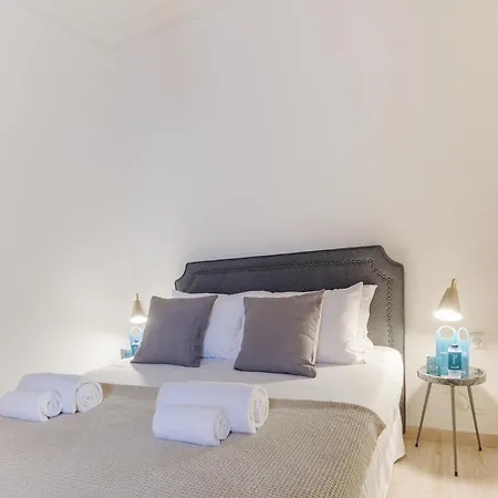 Rocafort In Eixample Barcelona Room photo