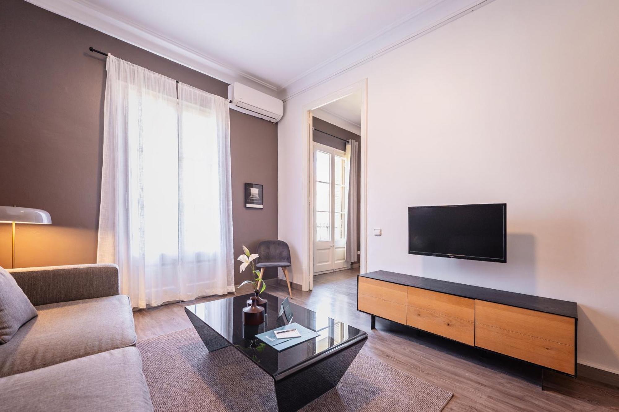 Apartment Rocafort In Eixample