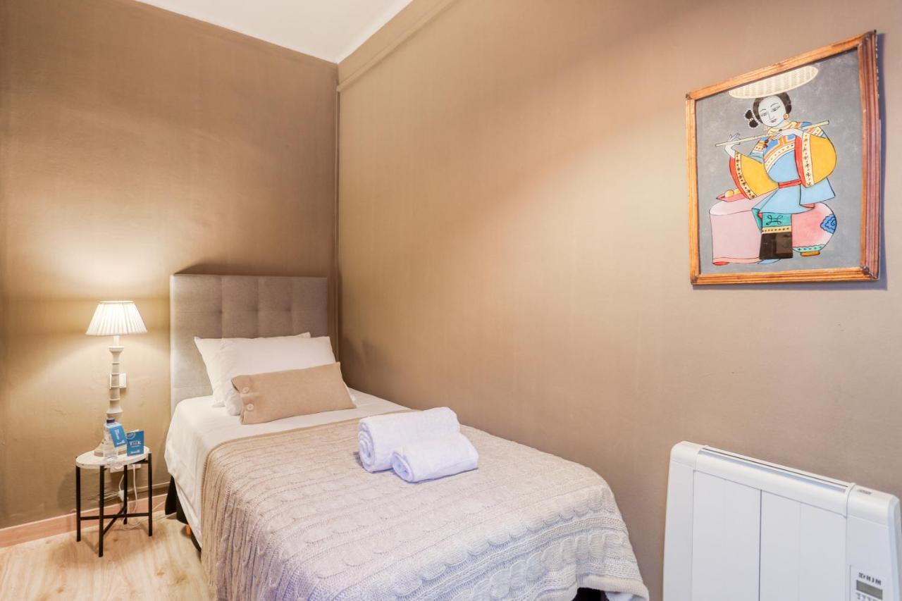 Rocafort In Eixample Appartamento Barcellona